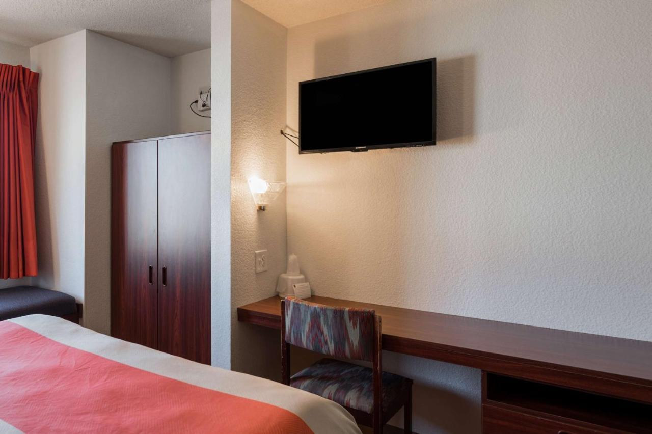 Motel 6-Olathe, Ks 외부 사진