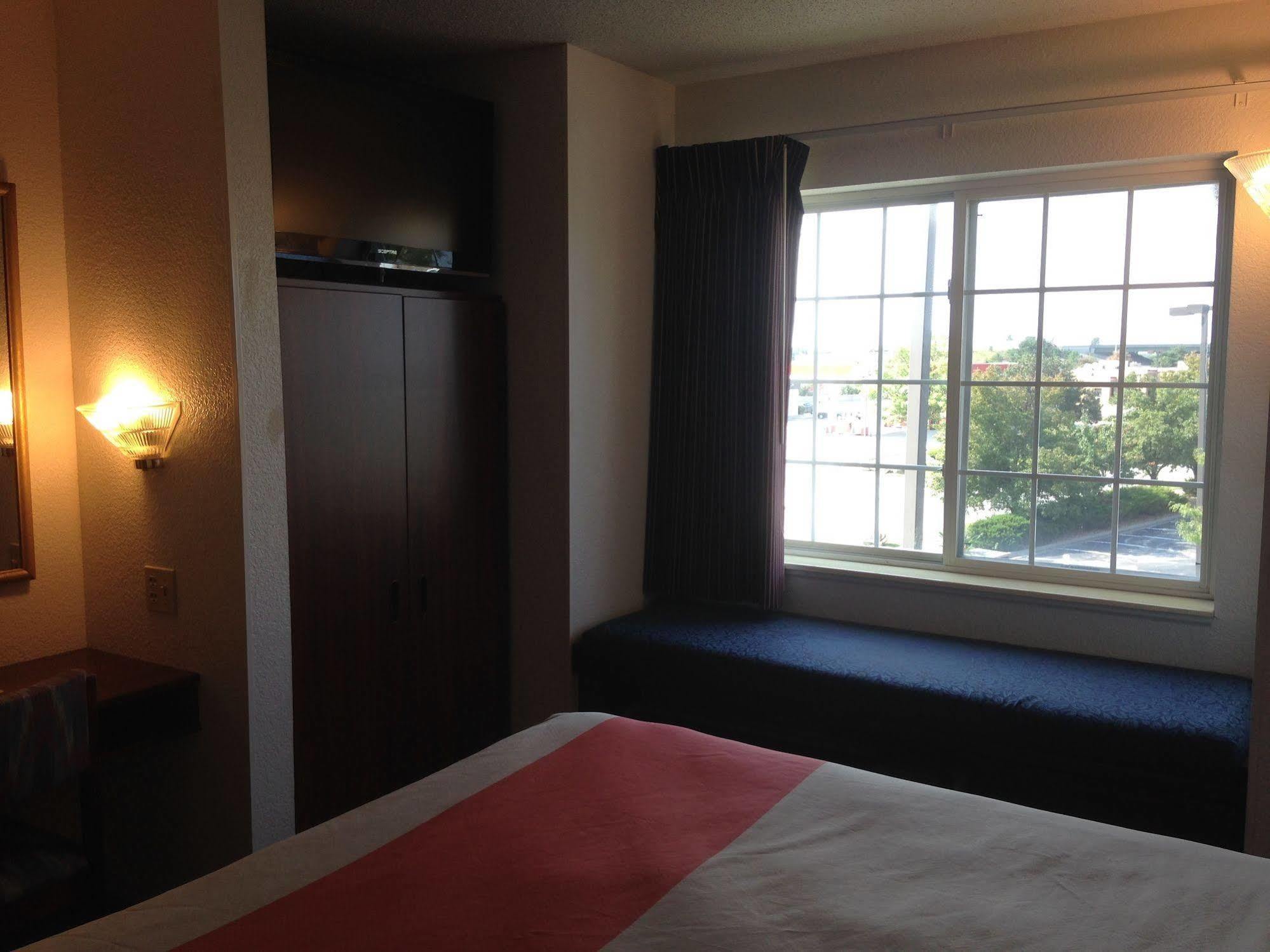 Motel 6-Olathe, Ks 외부 사진